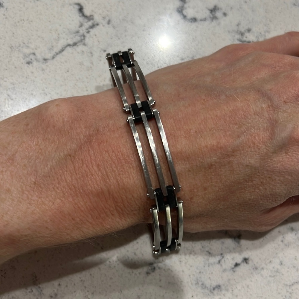 Mens stainless steel and black bracelet